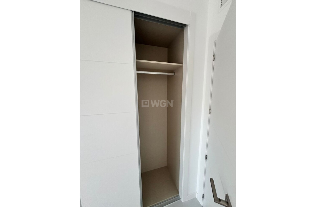 Resale - Apartment / flat - Punta Prima - Orihuela Costa