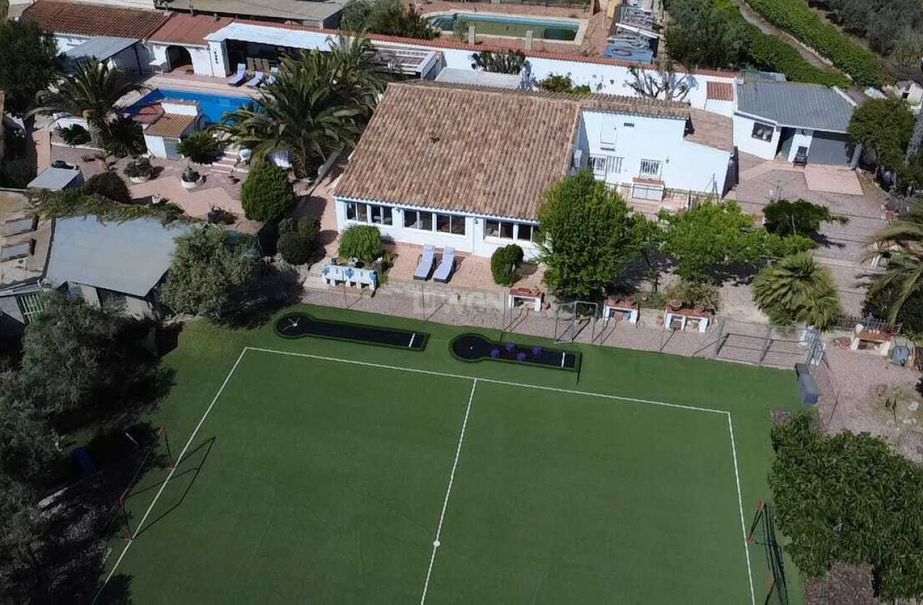 Odsprzedaż - Villa - Sax - Inland