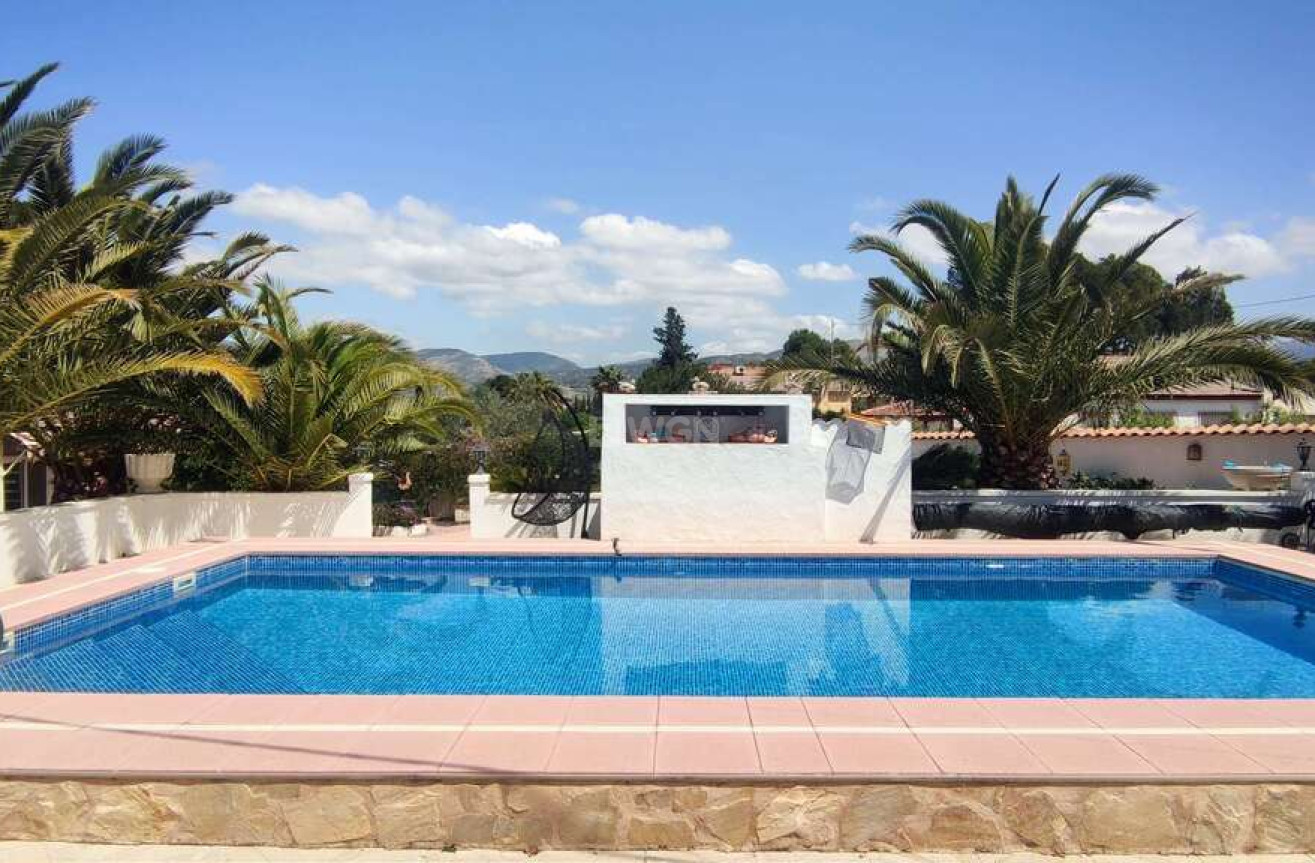 Odsprzedaż - Villa - Sax - Inland