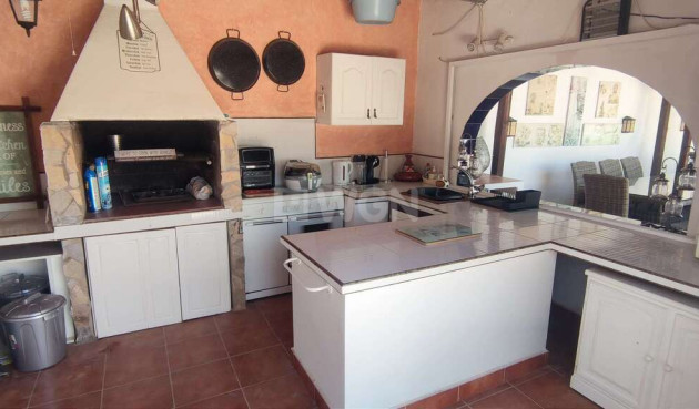 Odsprzedaż - Villa - Sax - Inland