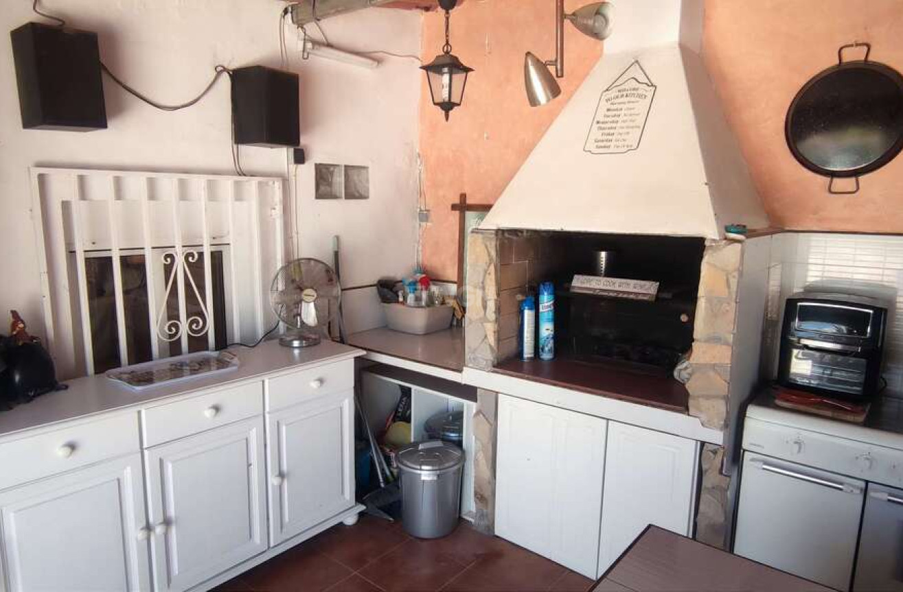 Odsprzedaż - Villa - Sax - Inland