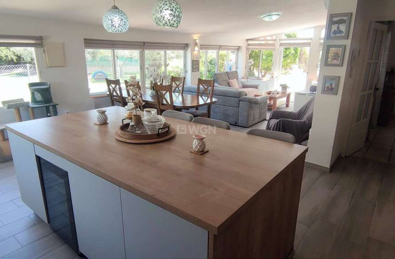 Odsprzedaż - Villa - Sax - Inland