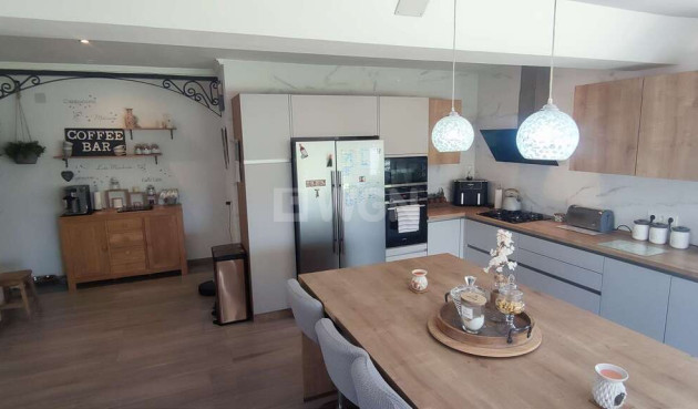 Odsprzedaż - Villa - Sax - Inland