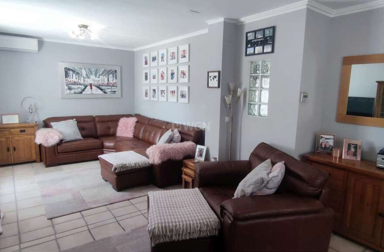 Odsprzedaż - Villa - Sax - Inland