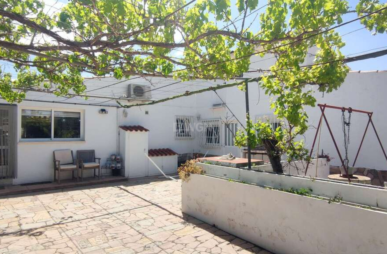 Odsprzedaż - Villa - Sax - Inland