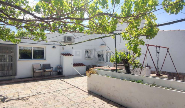 Odsprzedaż - Villa - Sax - Inland