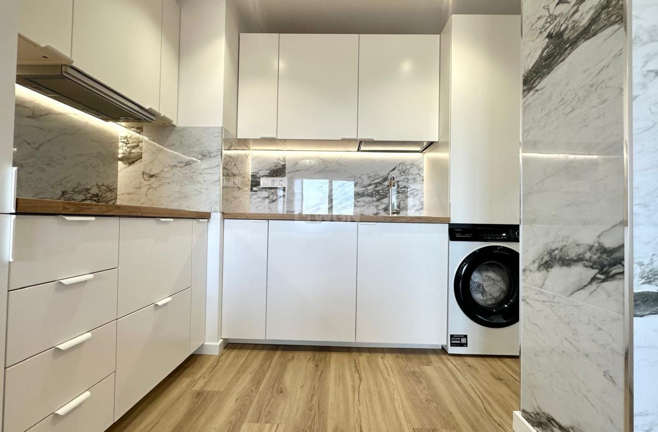 Odsprzedaż - Mieszkanie w bloku - Torrevieja - Punta Prima