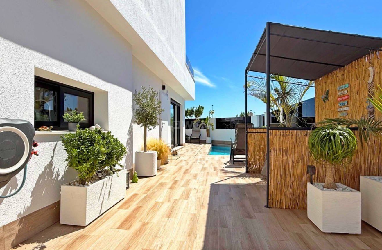 Odsprzedaż - Villa - San Pedro del Pinatar - Costa Calida
