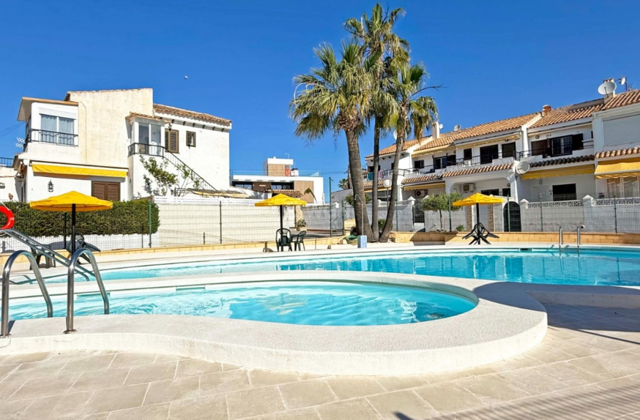 Odsprzedaż - Bungalow - Torrevieja - Costa Blanca