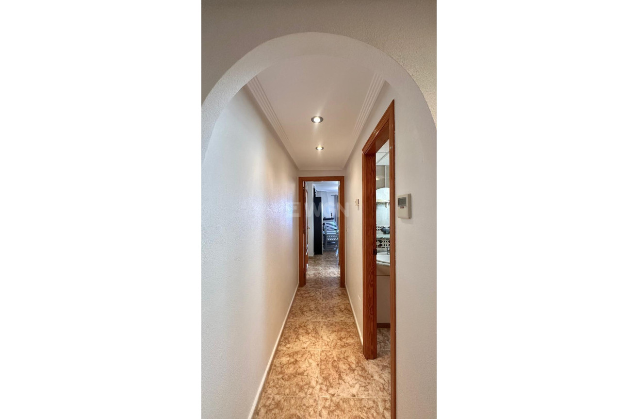 Odsprzedaż - Daszek - Torrevieja - Playa del Cura