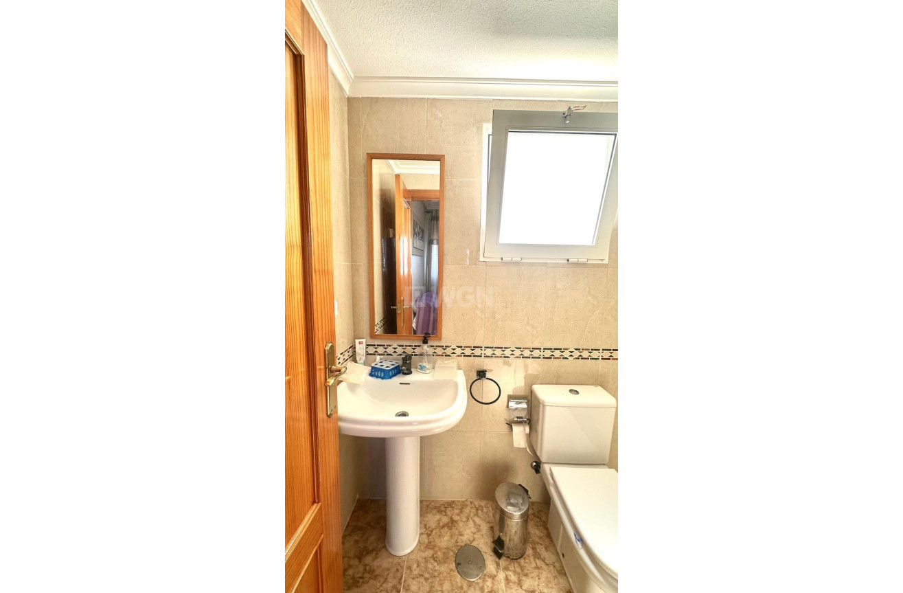 Odsprzedaż - Daszek - Torrevieja - Playa del Cura