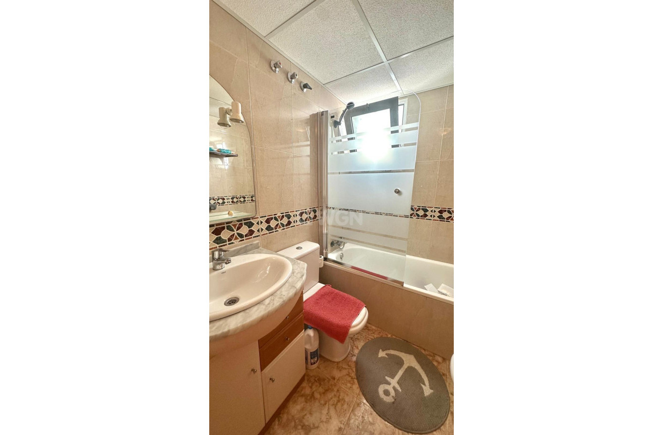 Odsprzedaż - Daszek - Torrevieja - Playa del Cura