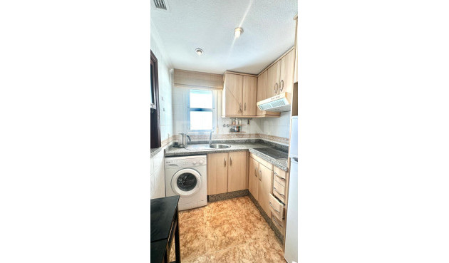 Odsprzedaż - Daszek - Torrevieja - Playa del Cura