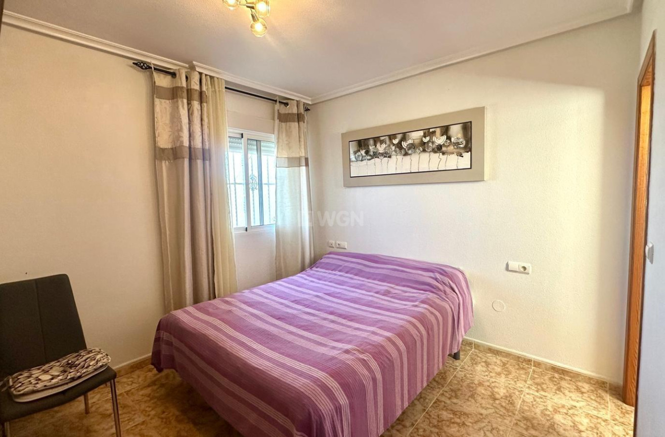 Odsprzedaż - Daszek - Torrevieja - Playa del Cura