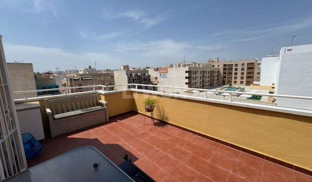 Reventa - Ático - Torrevieja - Estacion De Autobuses