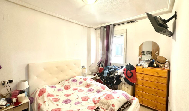 Odsprzedaż - Mieszkanie w bloku - Torrevieja - Estacion De Autobuses