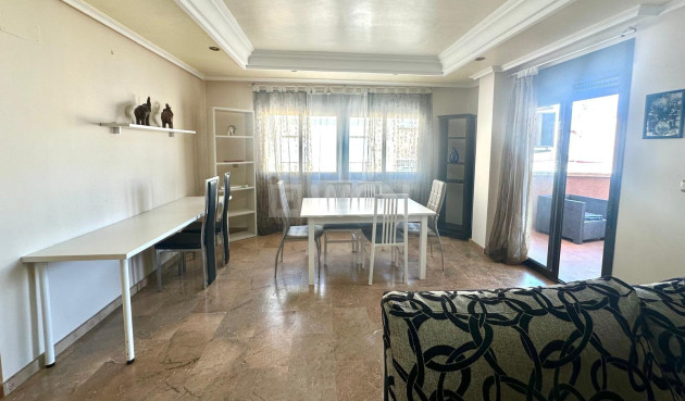 Resale - Apartment / flat - Torrevieja