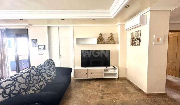 Resale - Apartment / flat - Torrevieja