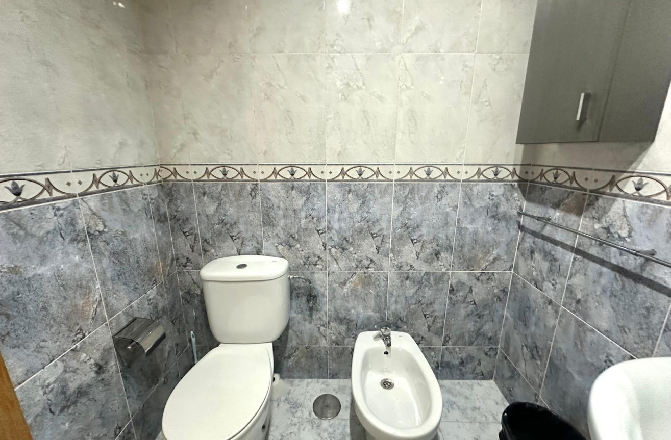 Resale - Apartment / flat - Torrevieja