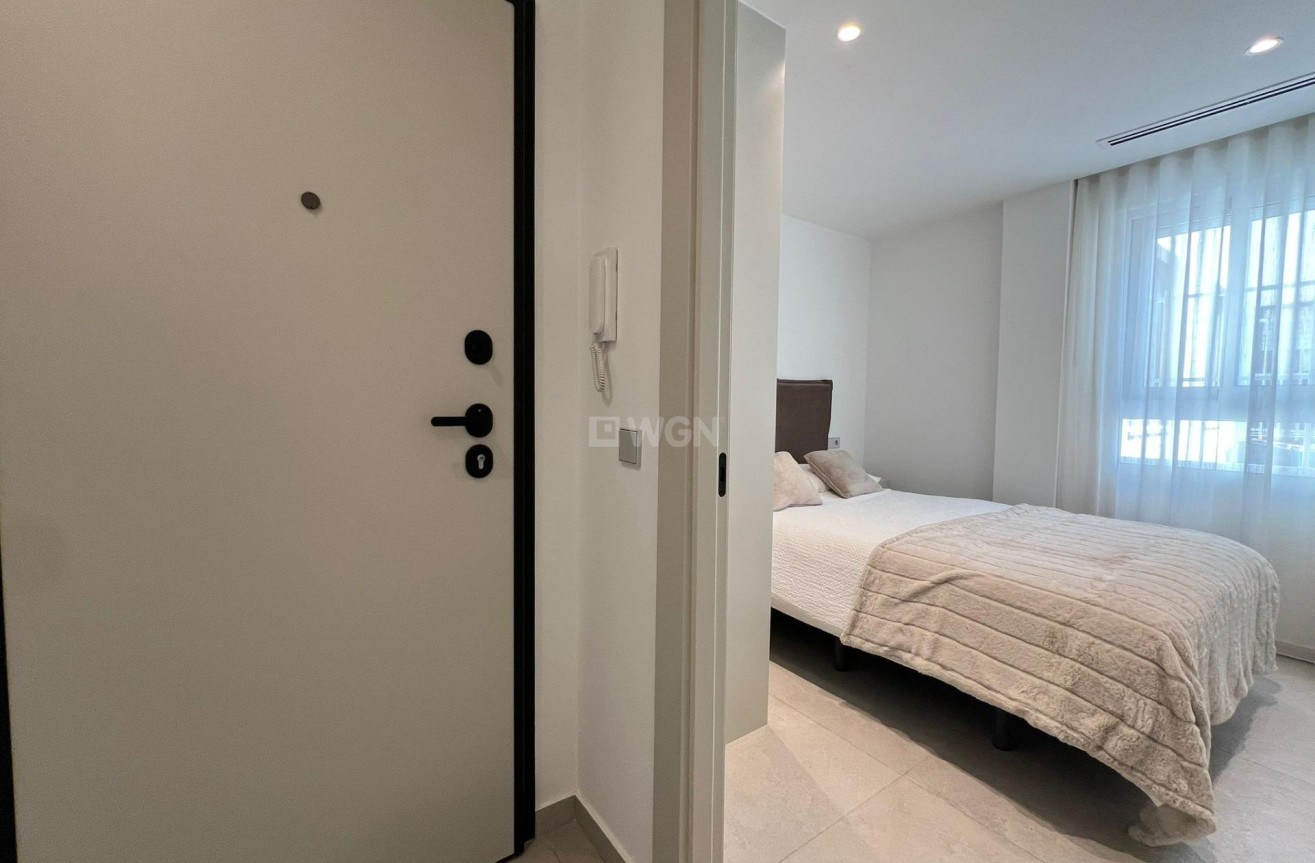 Wiederverkauf - Wohnung - Torrevieja - El Acequión - Los Náufragos