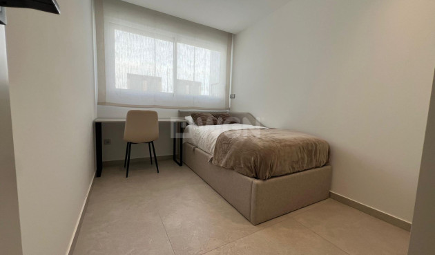 Wiederverkauf - Wohnung - Torrevieja - El Acequión - Los Náufragos