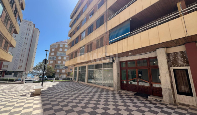 Wiederverkauf - Wohnung - Torrevieja - El Acequión - Los Náufragos