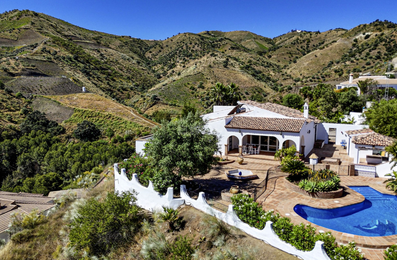 Odsprzedaż - Villa - Vinuela - Inland