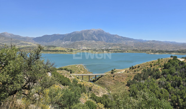 Odsprzedaż - Villa - Vinuela - Inland