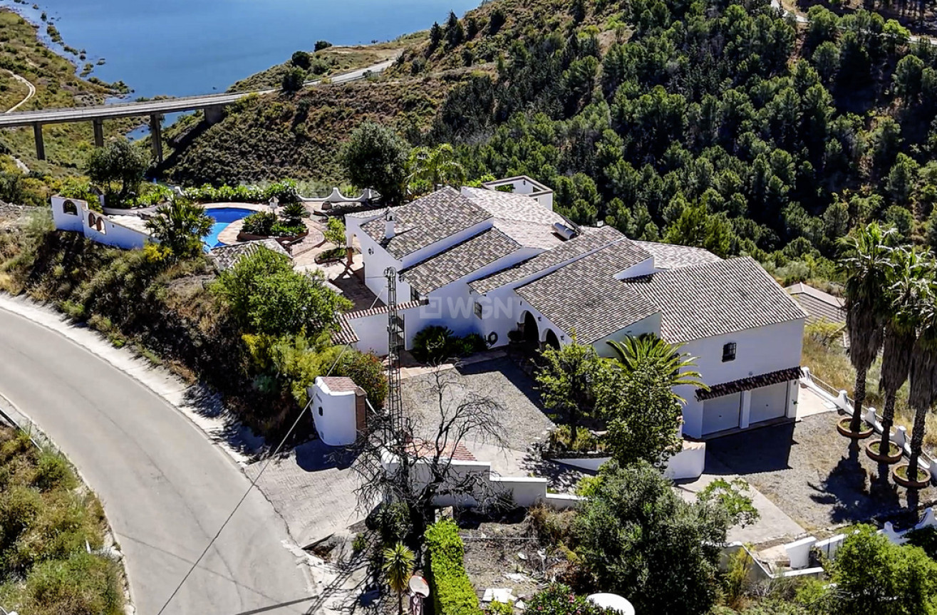 Odsprzedaż - Villa - Vinuela - Inland