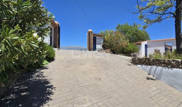 Odsprzedaż - Villa - Vinuela - Inland