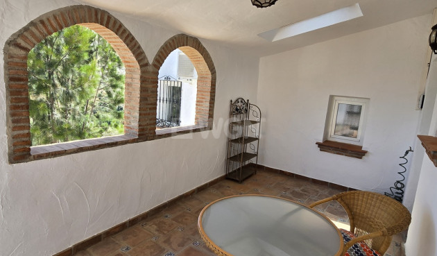 Odsprzedaż - Villa - Vinuela - Inland