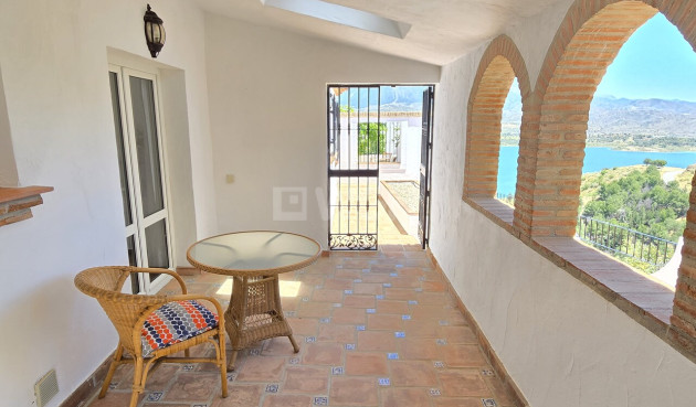 Odsprzedaż - Villa - Vinuela - Inland