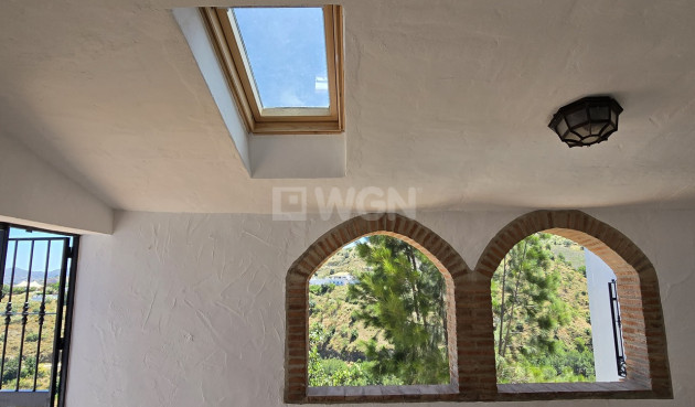 Odsprzedaż - Villa - Vinuela - Inland