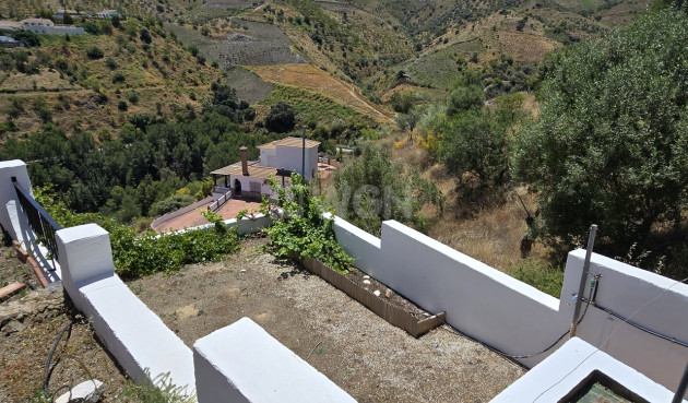 Odsprzedaż - Villa - Vinuela - Inland