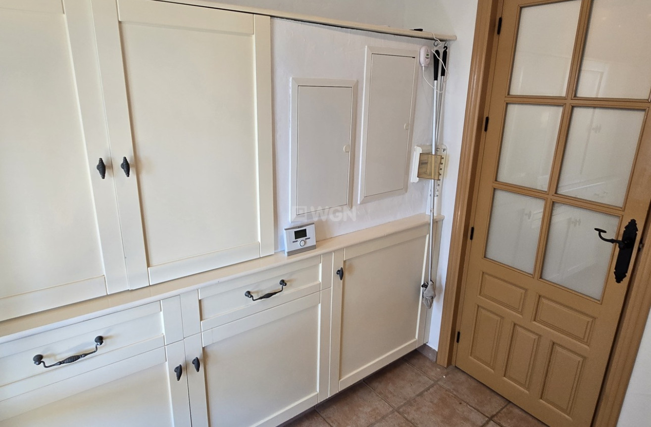 Odsprzedaż - Villa - Vinuela - Inland