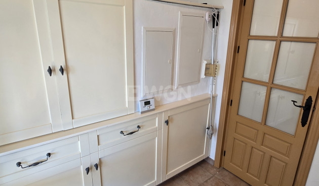 Odsprzedaż - Villa - Vinuela - Inland