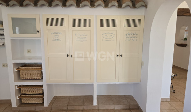 Odsprzedaż - Villa - Vinuela - Inland