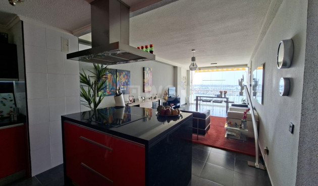 Resale - Apartment / flat - Torrevieja - Acequion