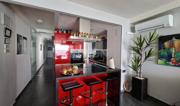 Resale - Apartment / flat - Torrevieja - Acequion