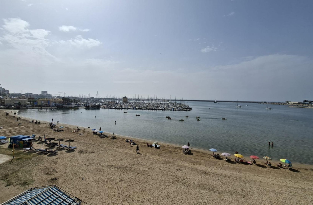 Resale - Apartment / flat - Torrevieja - Acequion