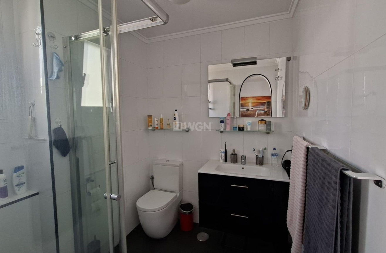 Resale - Apartment / flat - Torrevieja - Acequion