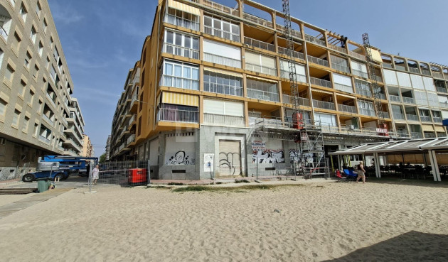 Resale - Apartment / flat - Torrevieja - Acequion