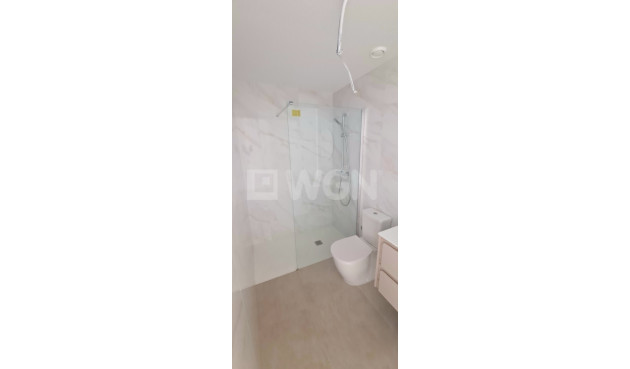 Odsprzedaż - Mieszkanie w bloku - Playa Flamenca - Costa Blanca