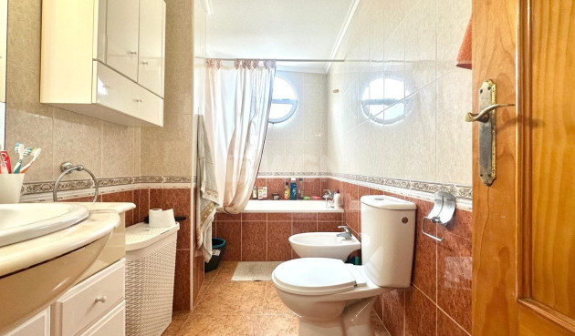 Wiederverkauf - Wohnung - Torrevieja