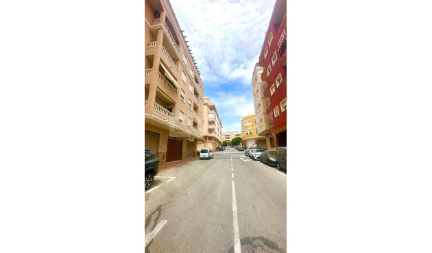 Wiederverkauf - Wohnung - Torrevieja