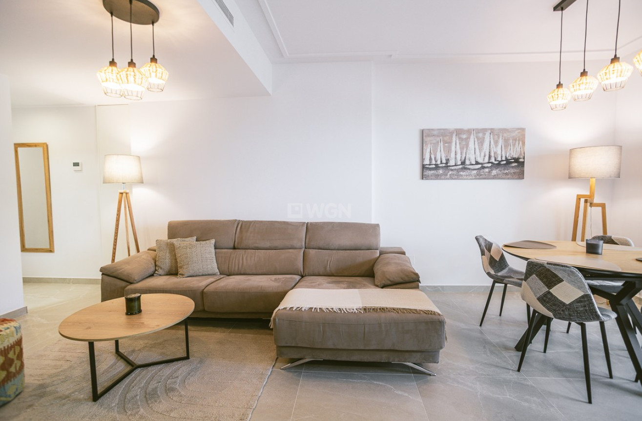 Resale - Apartment / flat - Torrevieja - Costa Blanca