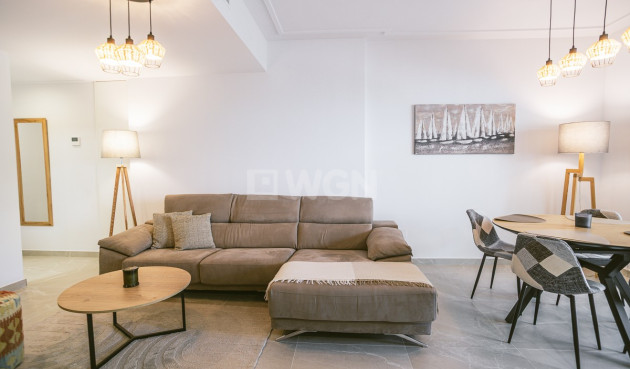 Resale - Apartment / flat - Torrevieja - Costa Blanca