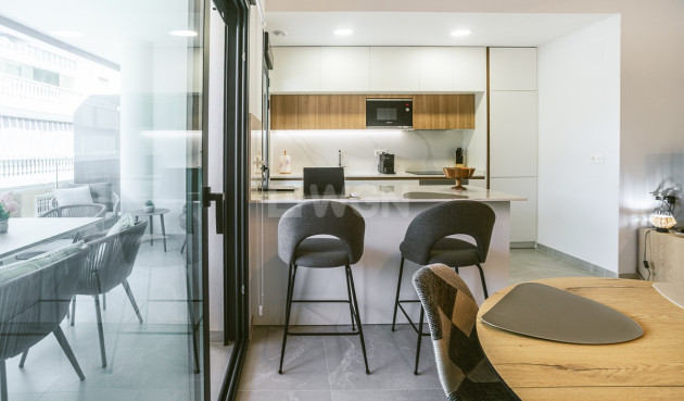 Resale - Apartment / flat - Torrevieja - Costa Blanca