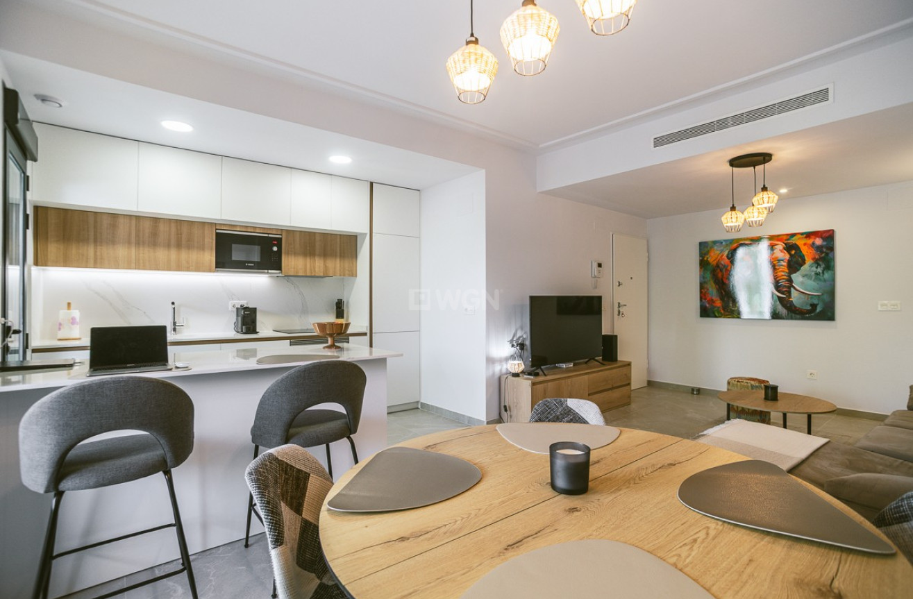 Resale - Apartment / flat - Torrevieja - Costa Blanca