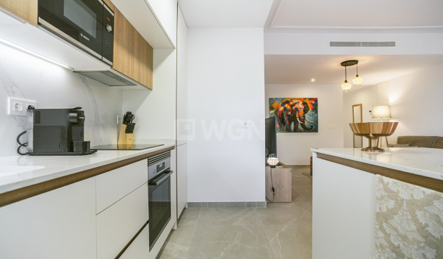 Resale - Apartment / flat - Torrevieja - Costa Blanca